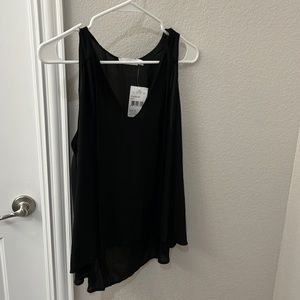 Lush M black v neck tie cami